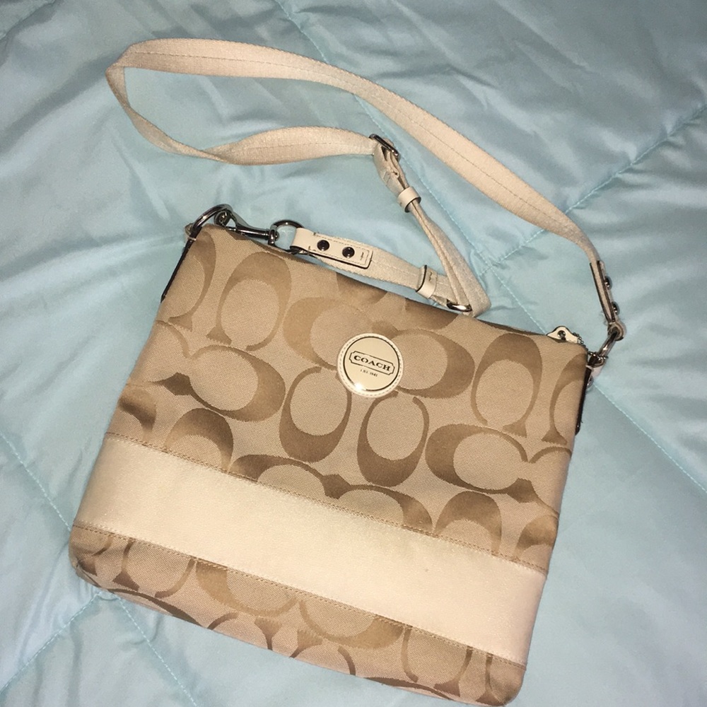Coach crossbody purse